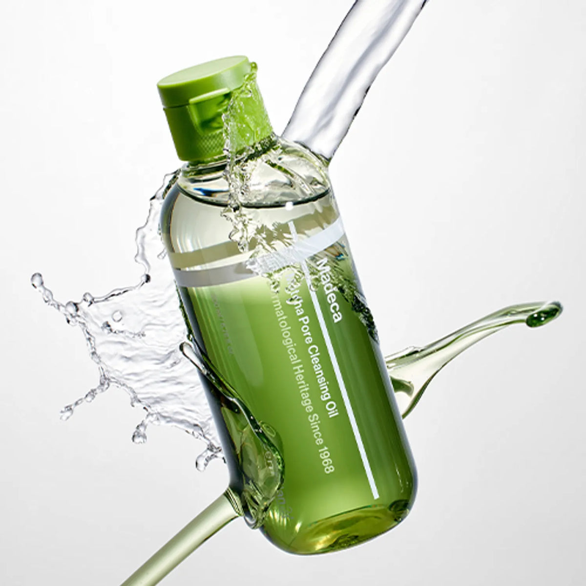 Centellian24 Madeca Matcha Pore Cleansing Oil 200ml — product image 4