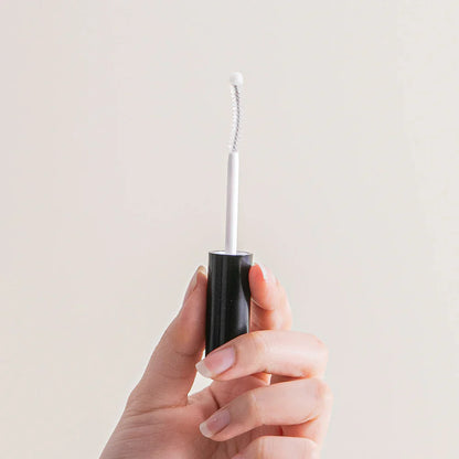 Benton Honest Eyelash Serum 10ml — product image 2