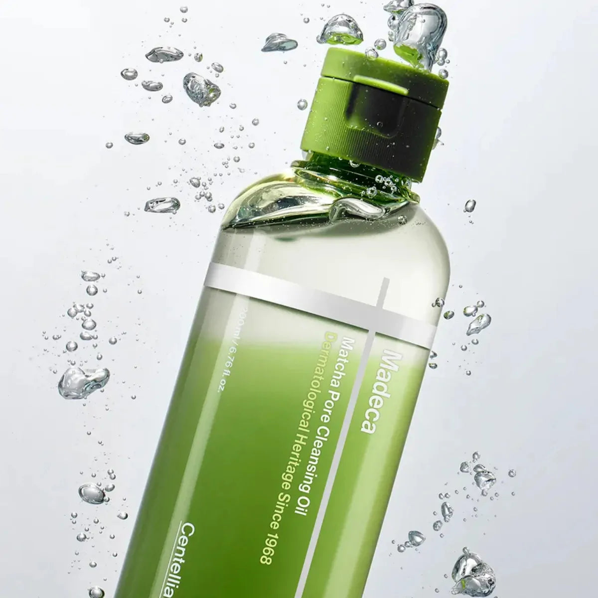 Centellian24 Madeca Matcha Pore Cleansing Oil 200ml — product image 2