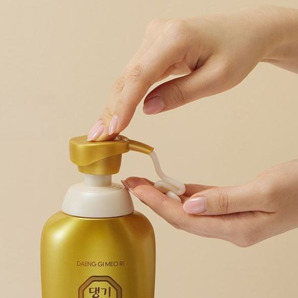 Daeng Gi Meo Ri Yulah Gold Shampoo/Treatment — product image 3