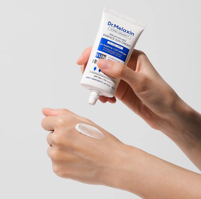 Dr. Melaxin Hydro Céramique Essence Pleine Eau Coffre-fort SPF 50 + Pa+++ 50 ml — Photo du produit 1