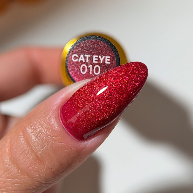 Gel Polish Cat Eye F.O.X 010 - 7 ml — image 2
