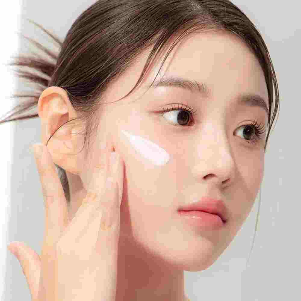 FRANKLY Sunday Glow Instant Radiance & Glow Serum 37ml — Фото товара 2