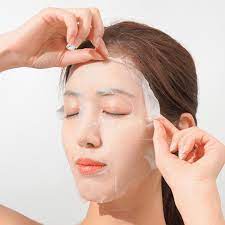 Medi Peel Red Lacto Collagen Pore Lifting Mask — 10 Masks