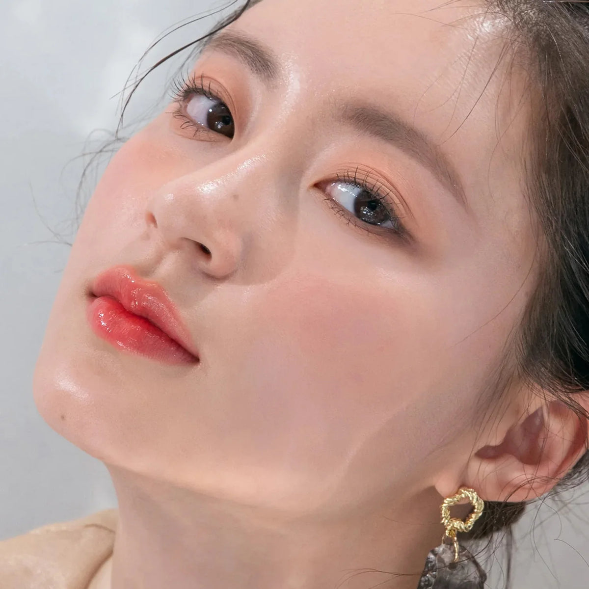 Romand Glasting Water Gloss — product image 4