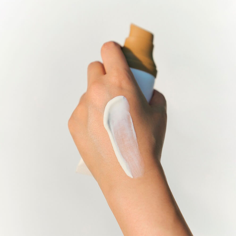 Skin1004 Madagascar Centella Air-Fit Suncream Light SPF30 PA++++ 50ml — product image 3